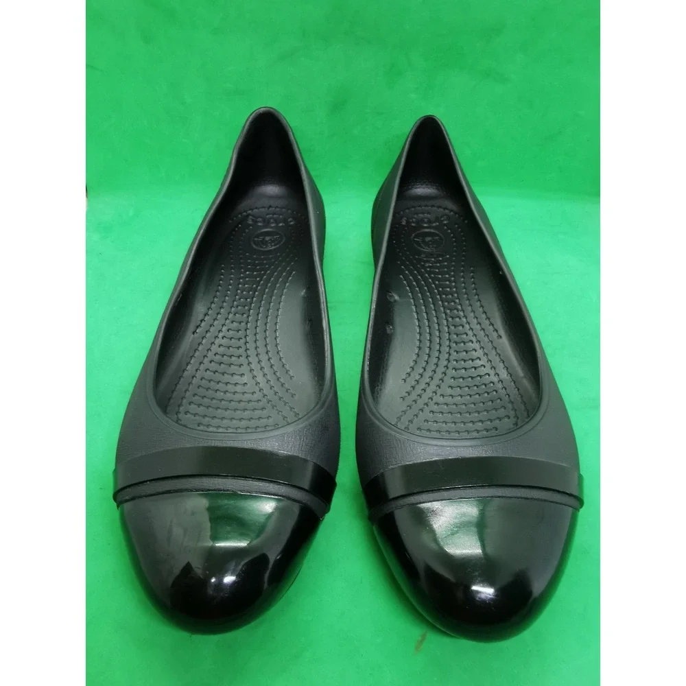 CROCS Patent Cap Toe Ballet  Flats Women's Size 10 Black shoes  slip on comfort